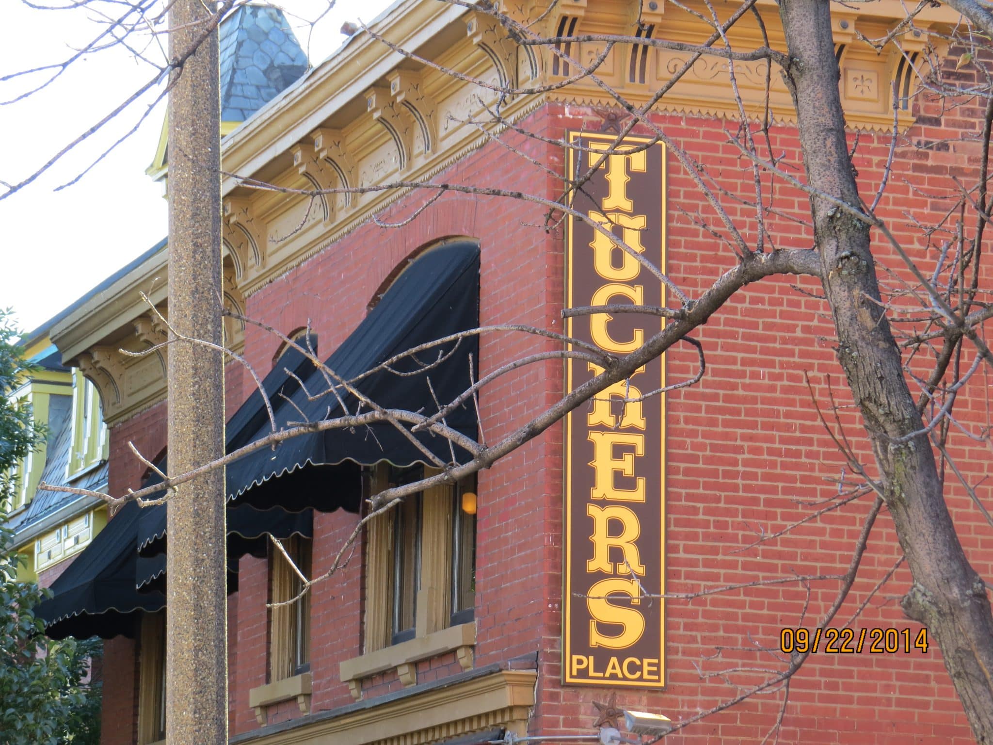 Tucker's Place in Soulard