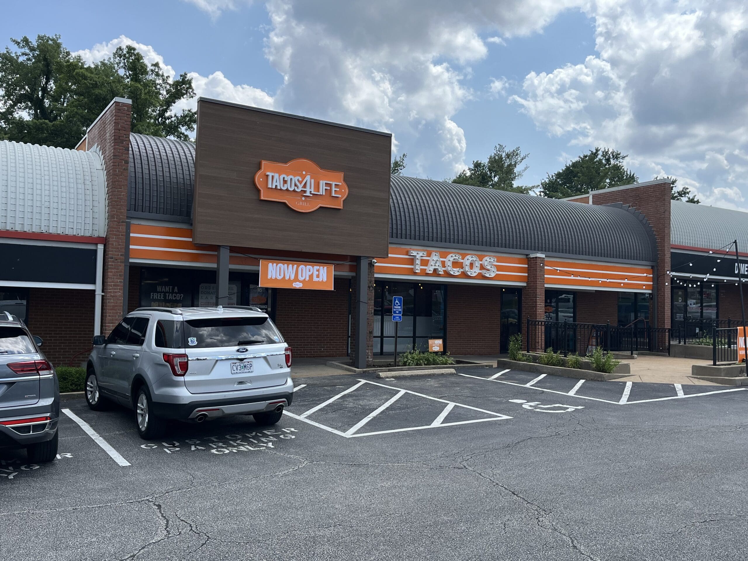 Tacos 4 Life Opens in Ballwin, MO
