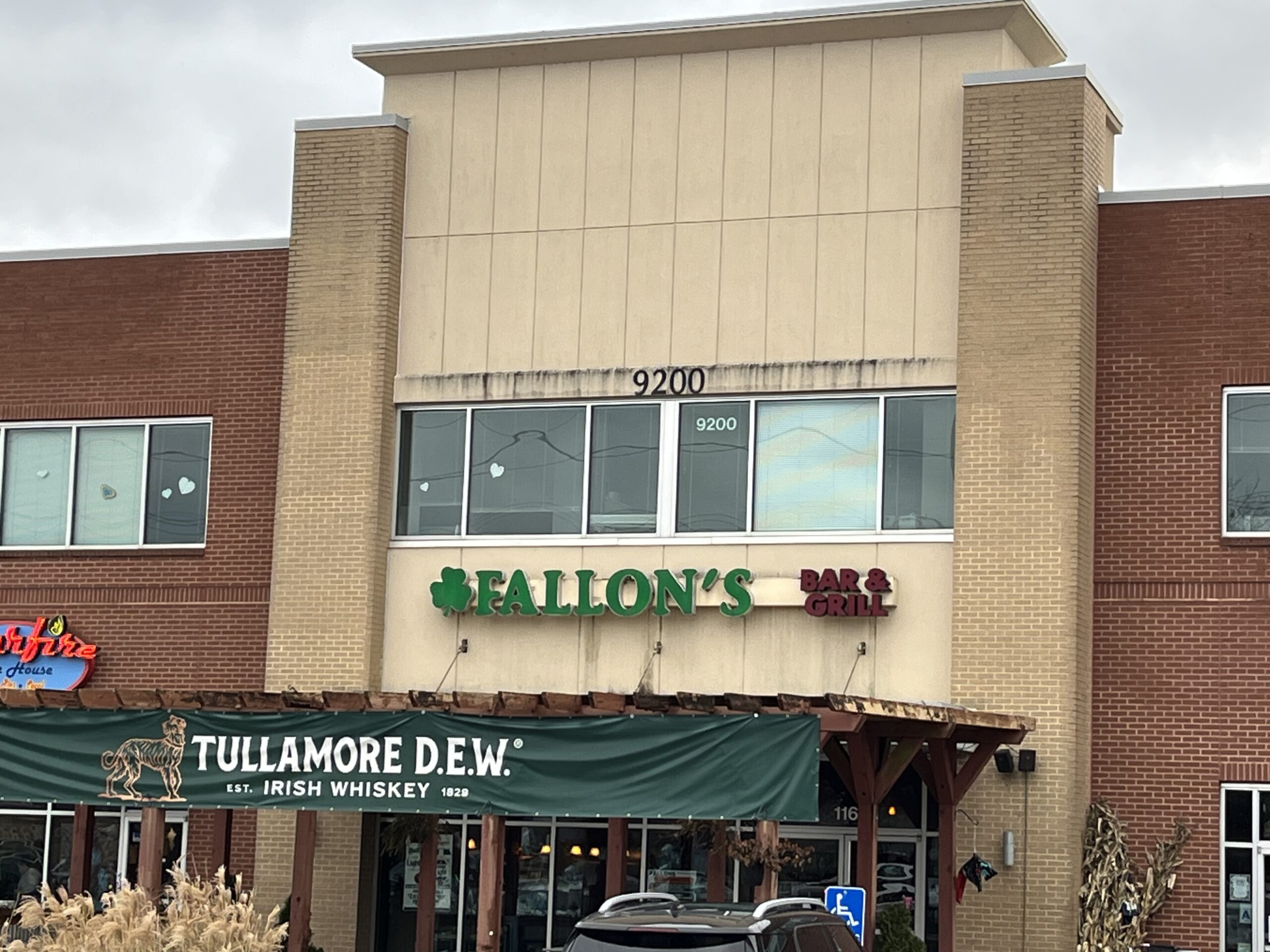 Fallon’s Bar & Grill – Restaurant Review