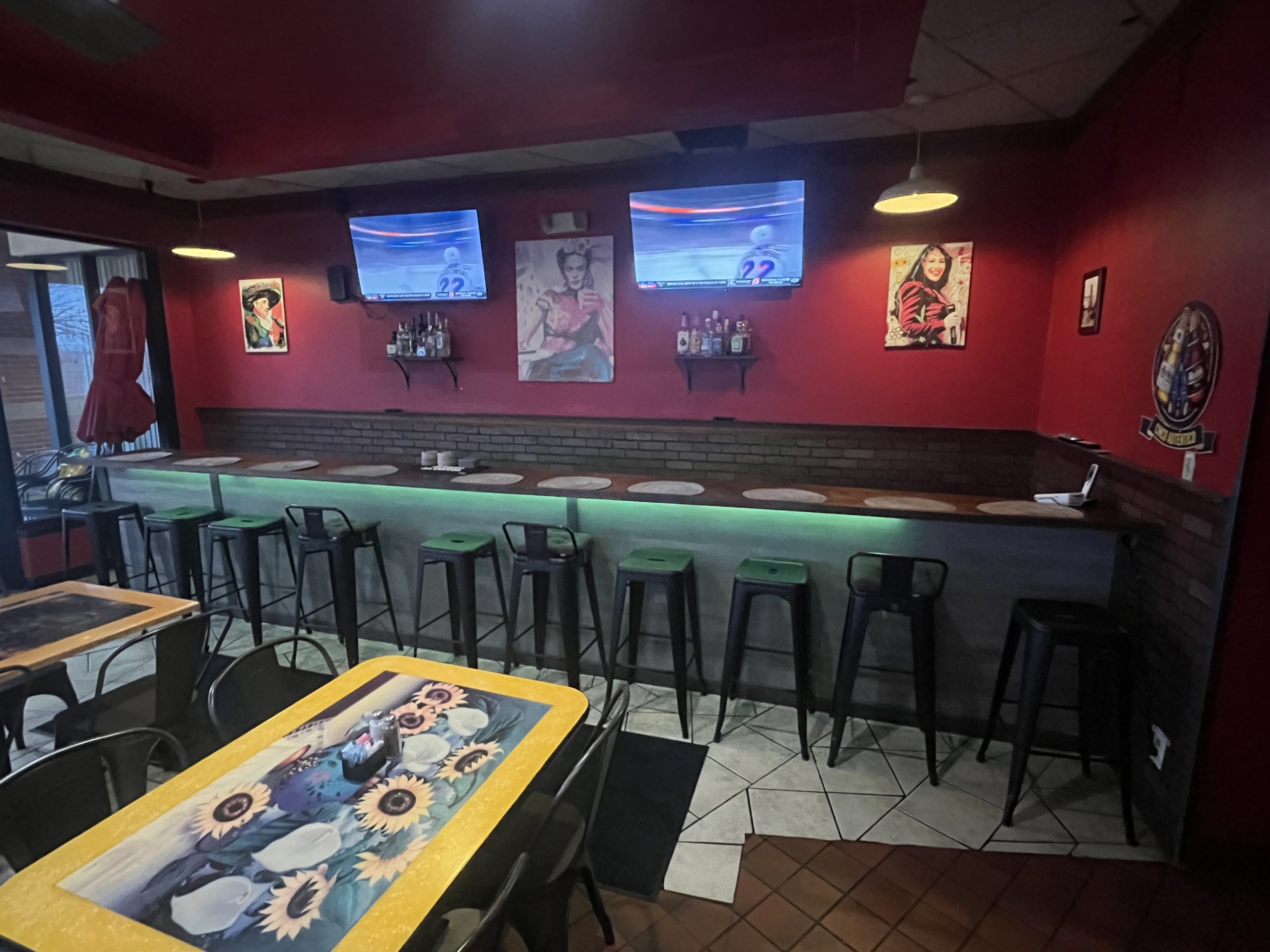 El Maguey Restaurant - Chesterfield, MO 2 El Maguey in Chesterfield - New Bar - Nearly 30 yrs